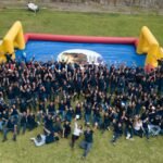 Colaboradores en actividad corporativa al aire libre Guatemala