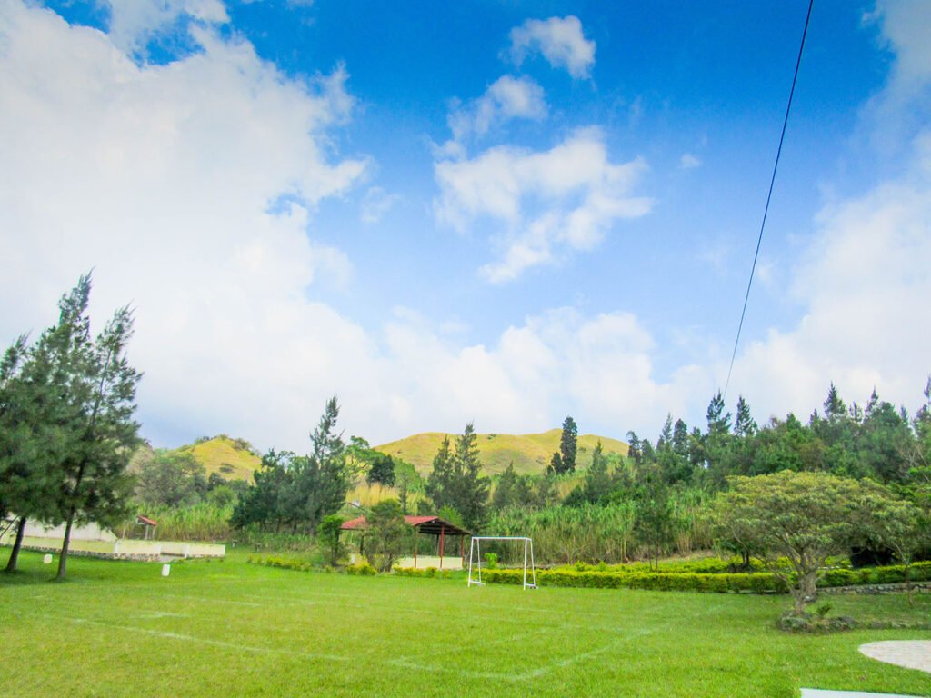 Instalaciones del parque ecológico Campamento Horeb en Villa Canales